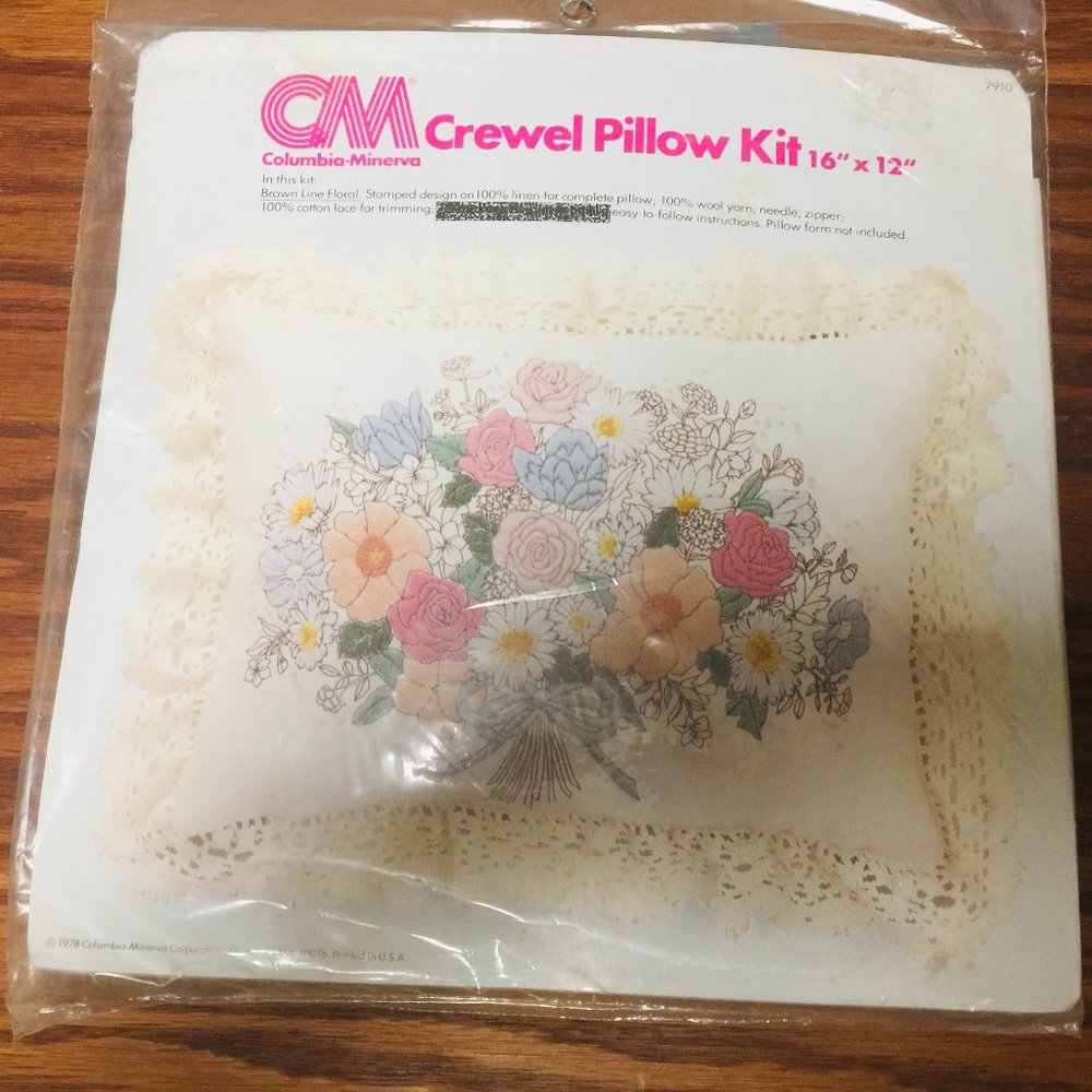 Crewel Pillow Kit  Brown Line Floral  16 x 12
